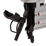 MAKITA pneumatski pištolj za čavle AF506, 15-50 mm