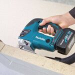 MAKITA aku ubodna pila DJV180Z-4