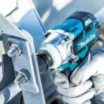 MAKITA aku udarni odvijač DTW285Z-6