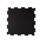 Podna guma PUZLA crna sa crvenim flekicama 50 x 50 x 1 cm