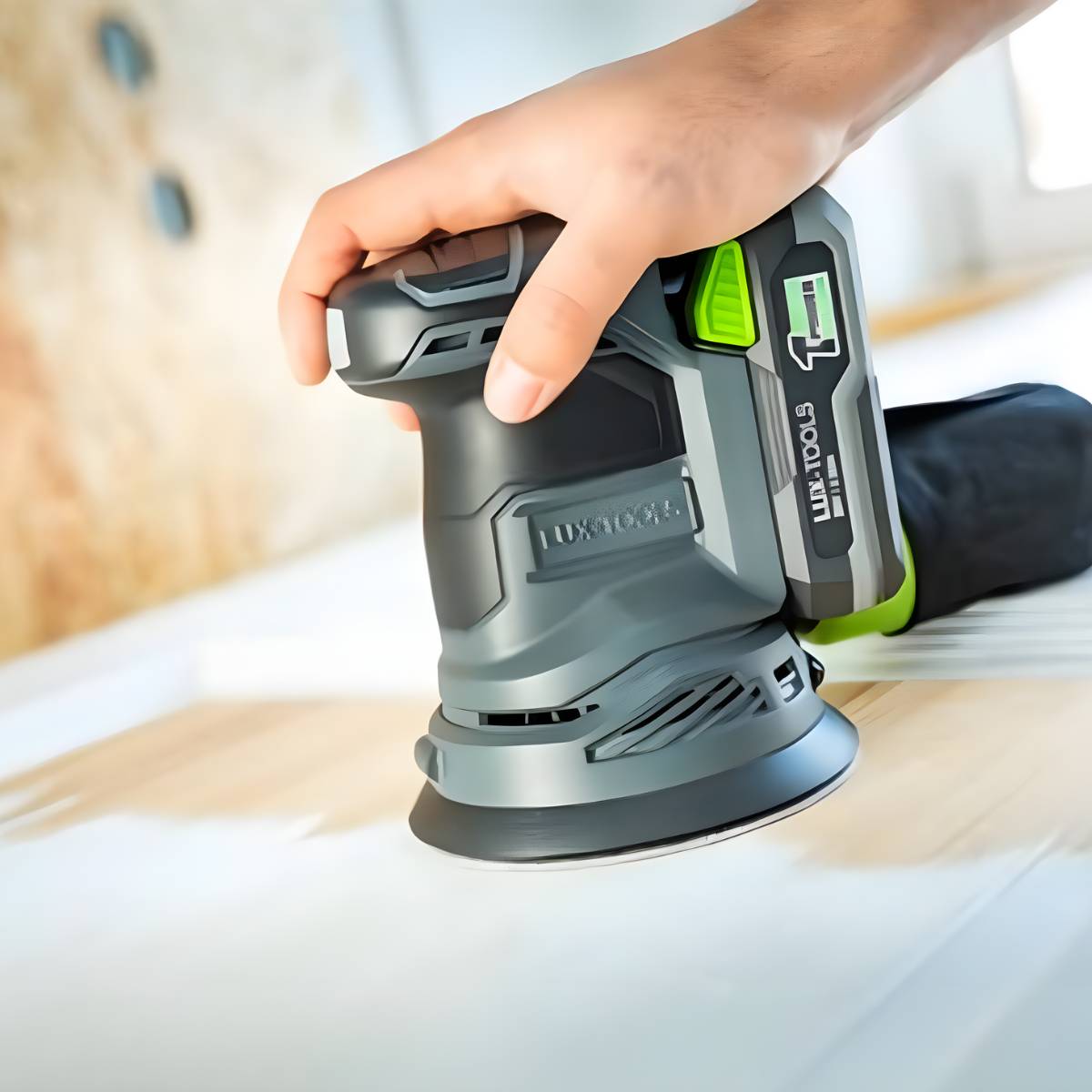 LUX aku ekscentrična brusilica 20V-1 LUX aku ekscentrična brusilica 20V-1