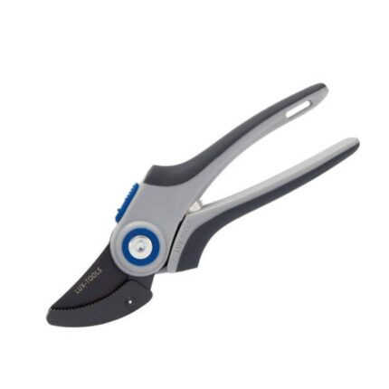 LUX-škare-za-obrezivanje-drveća-basic