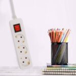MULTIP-DE-I-3-Produžni-kabl-1,0mm2-x-1,5 met-sa-3-utičnice-i-prekidačem-bijeli